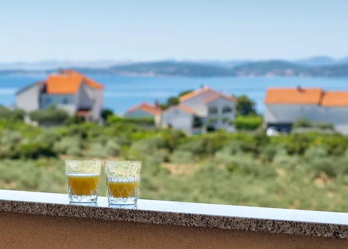 Oliva Vallis * Zadar